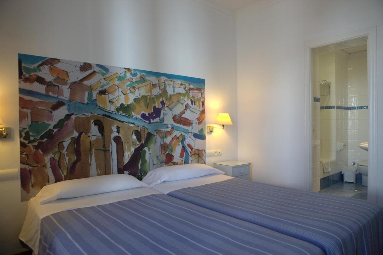 Double or Twin Room Balcony