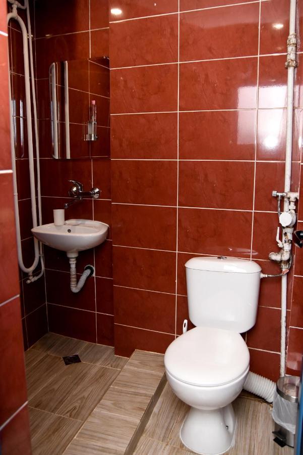 Twin Room Private External Bathroom