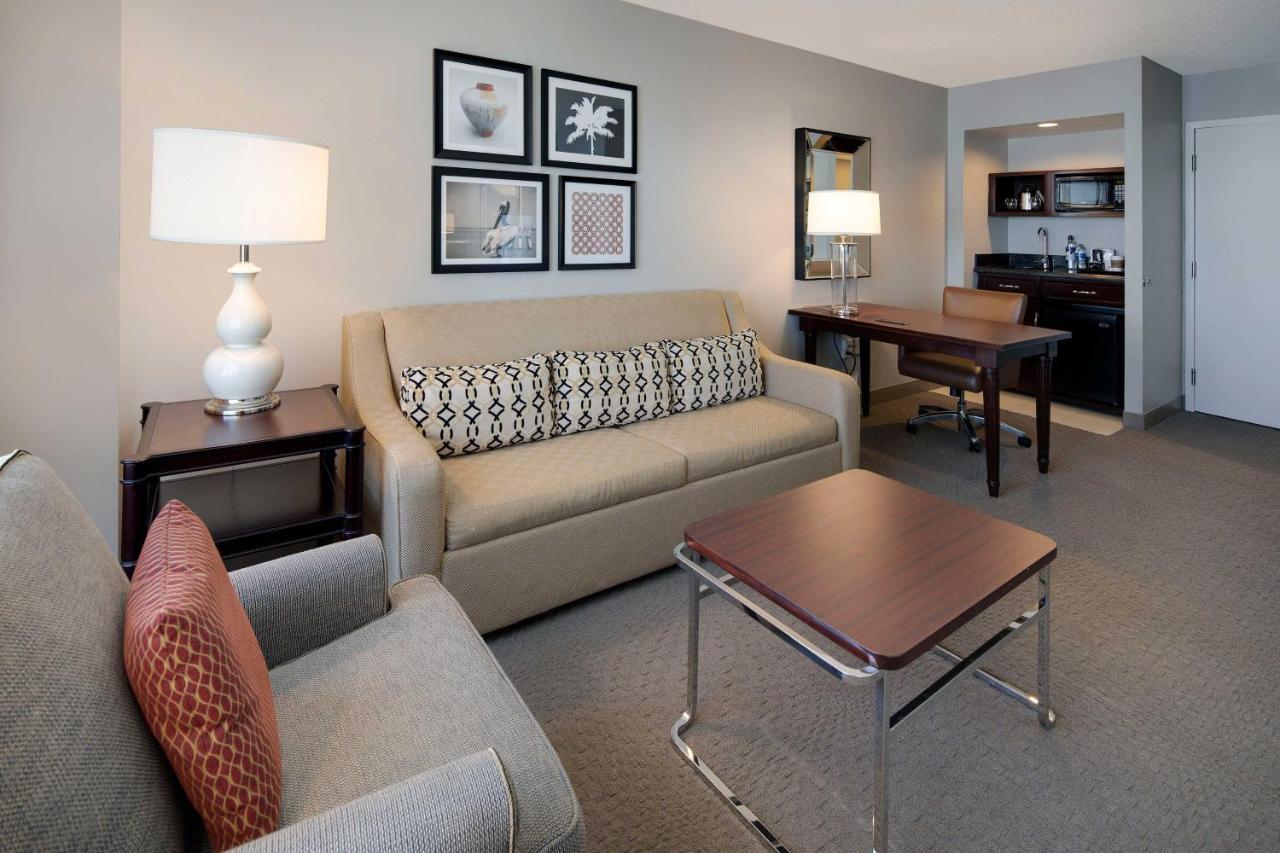 Standard King 1 Bedroom Suite