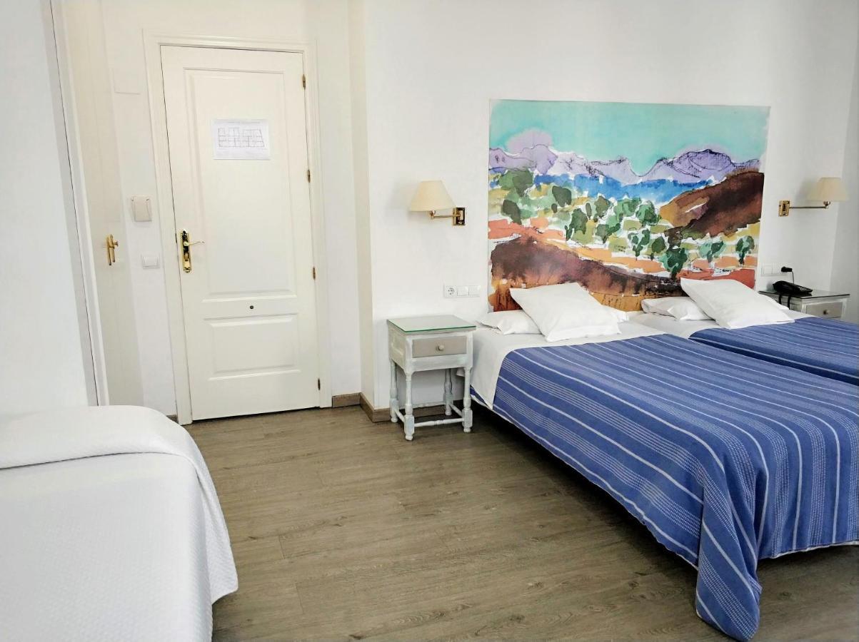 Triple Room Balcony