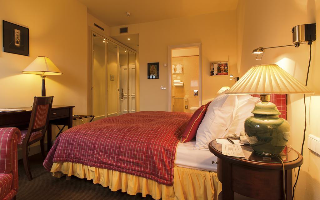 Chambre Double ou Lits Jumeaux Économique