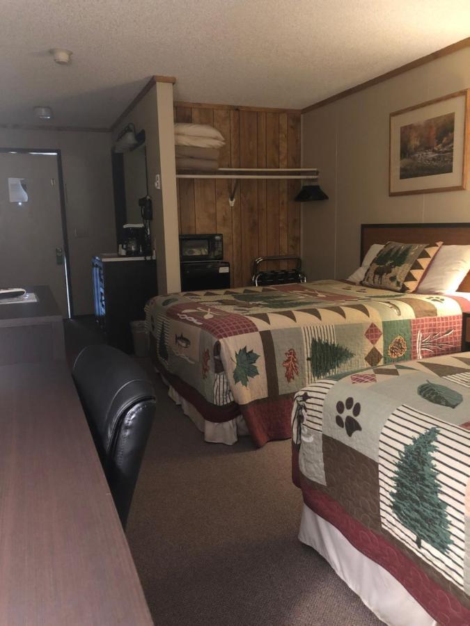 Queen Room with Two Queen Beds