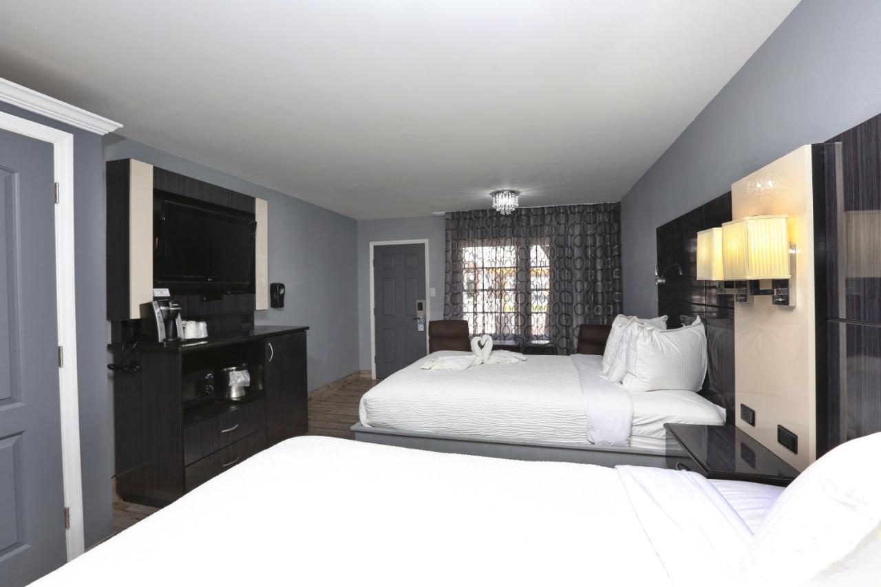 Deluxe Double Room,1097244615:JPEG