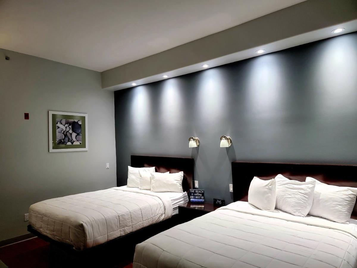Queen Room Two Queen Beds