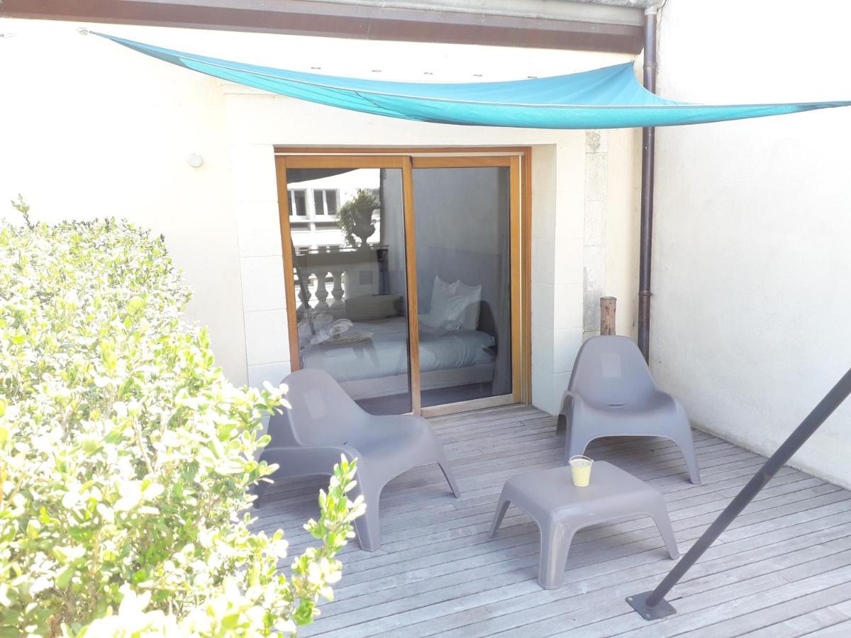 Villa Terrace,1214207266:JPEG