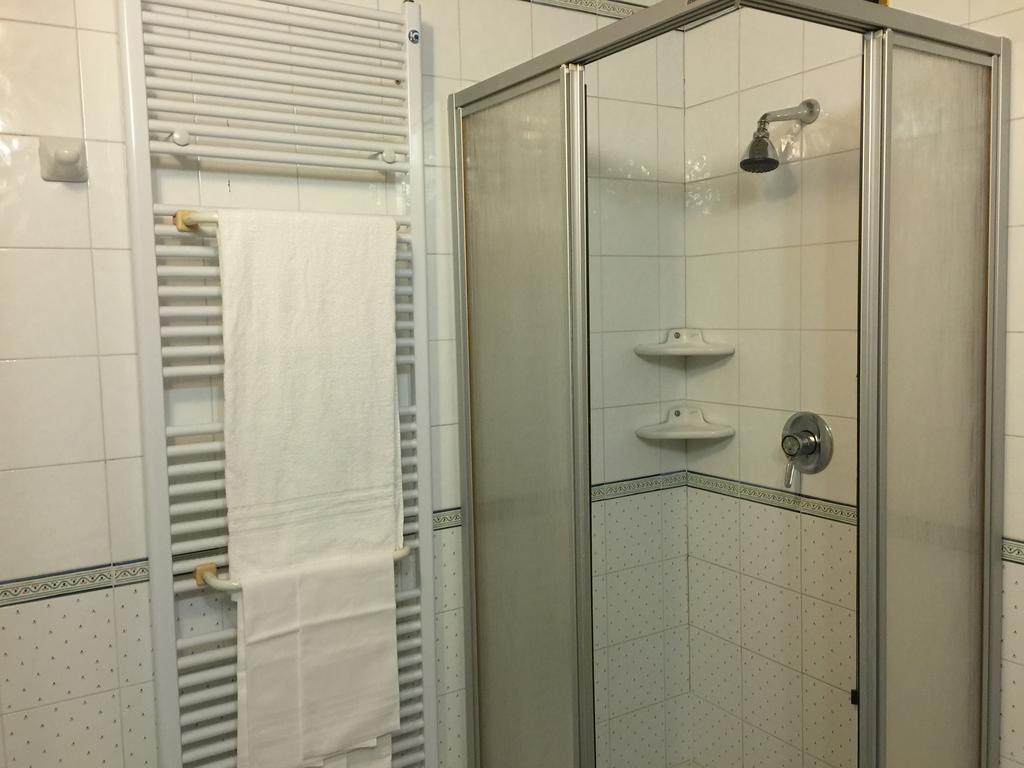 Camera Matrimoniale/Doppia con Letti Singoli con Accesso Spa