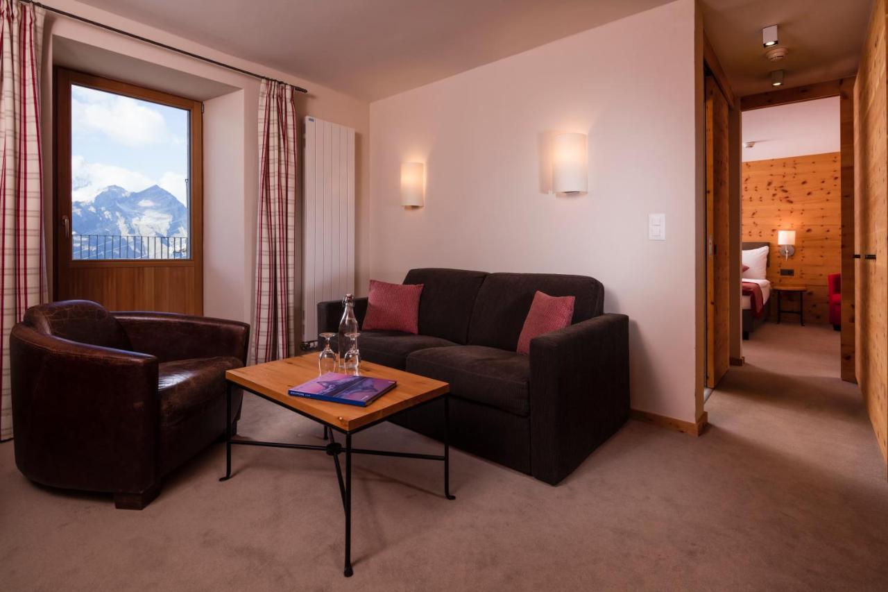 Junior Suite Partial Matterhorn View