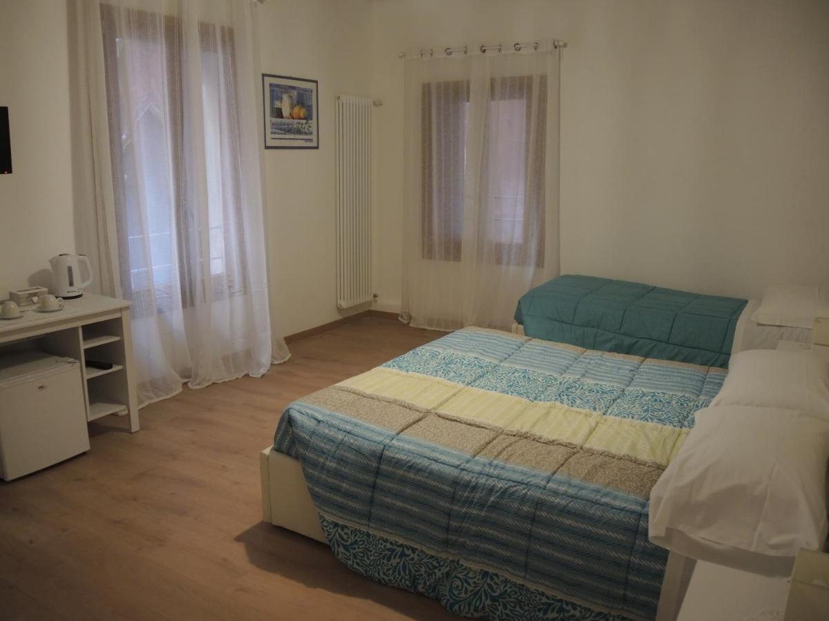 Triple Room Private Bathroom