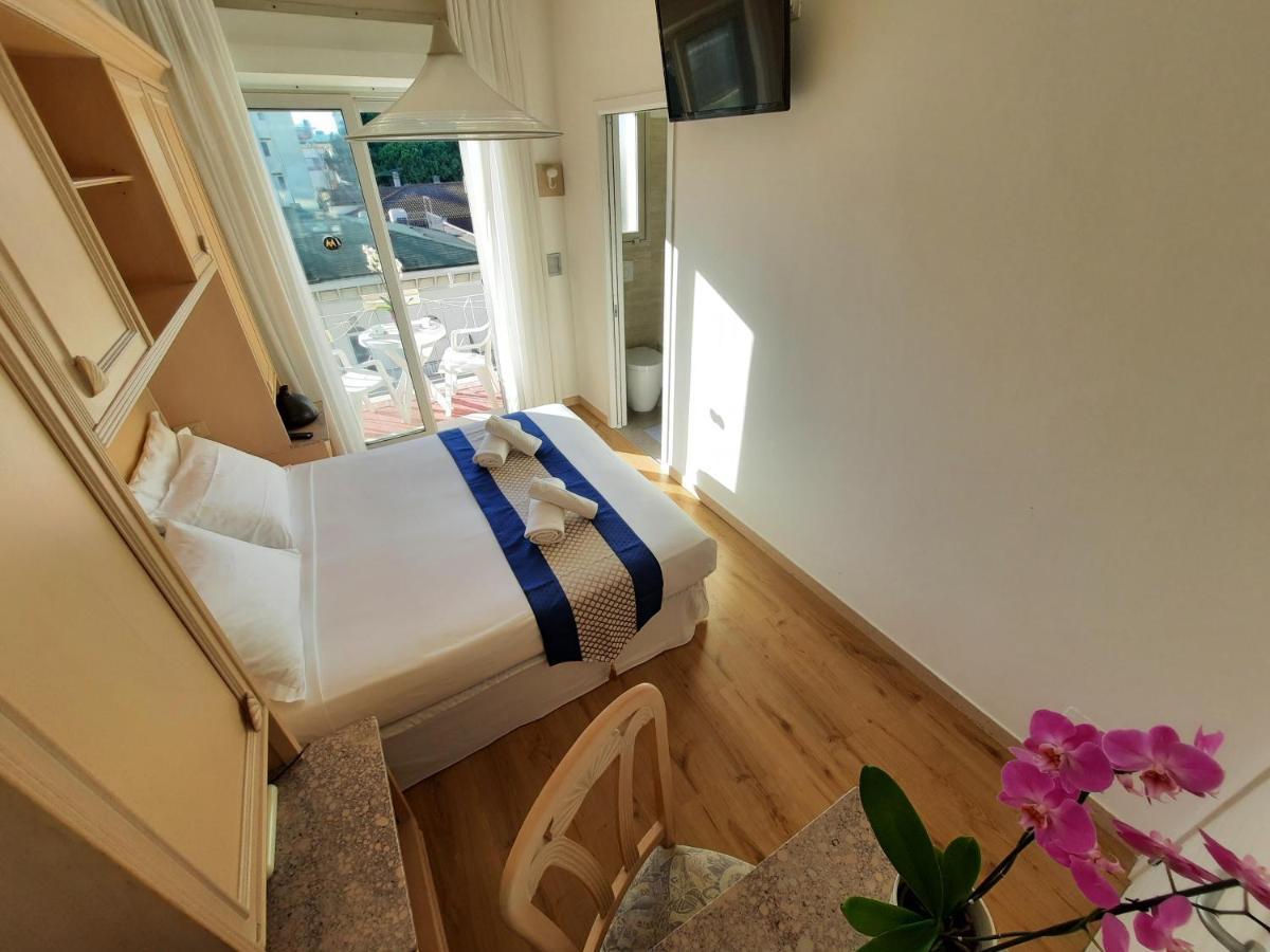 Double Room Partial Sea View