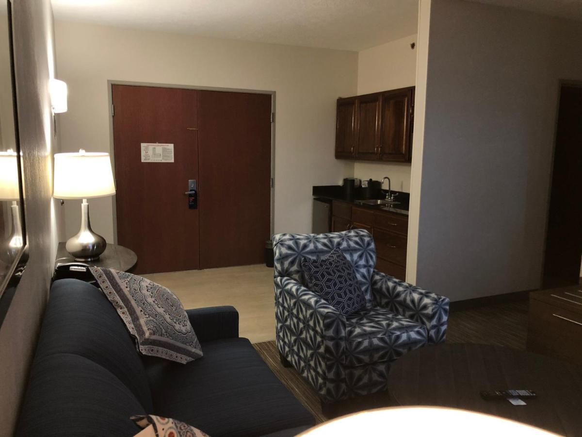 Executive King Suite,1106970249:JPEG