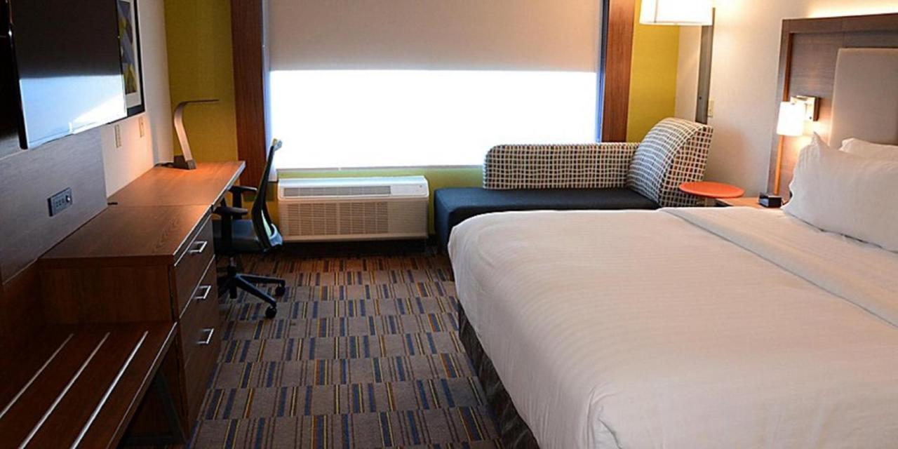Standard King Room,1316550715:JPEG