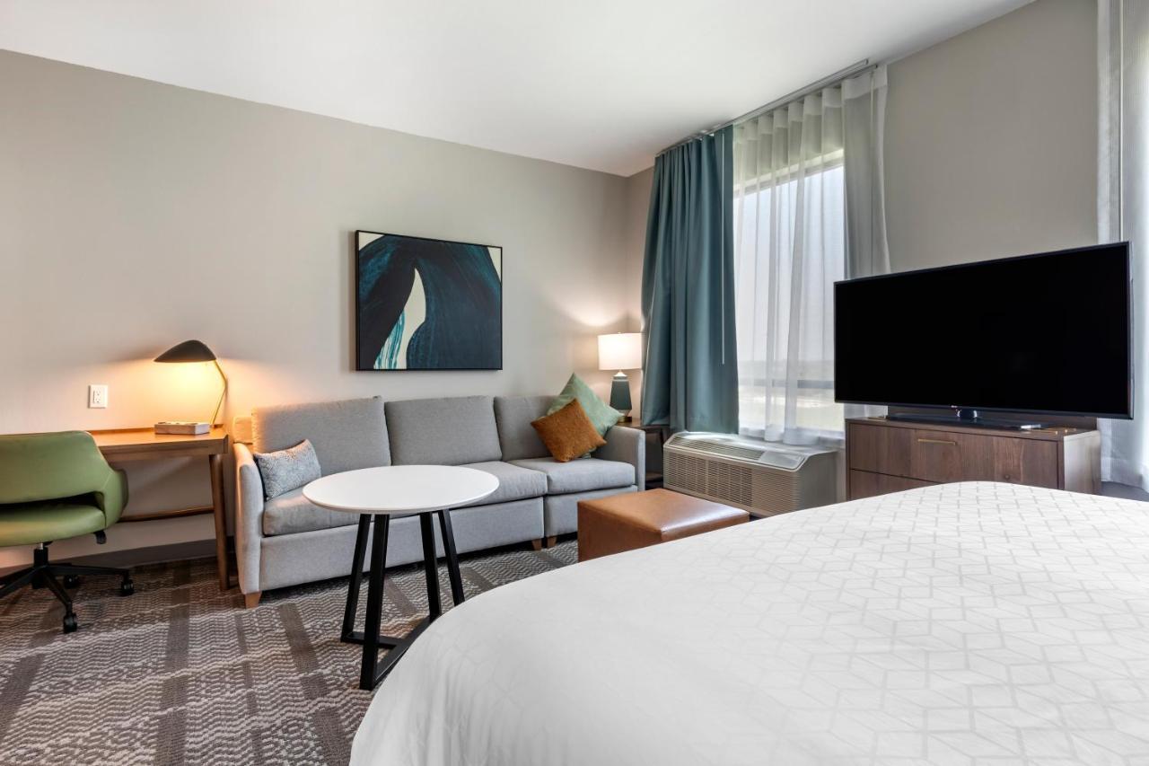 Studio Suite King Bed Non-Smoking