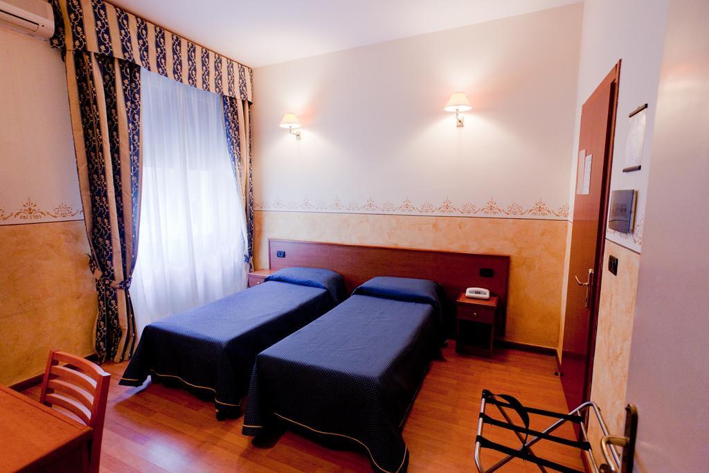 Double or Twin Room,162630972:JPEG