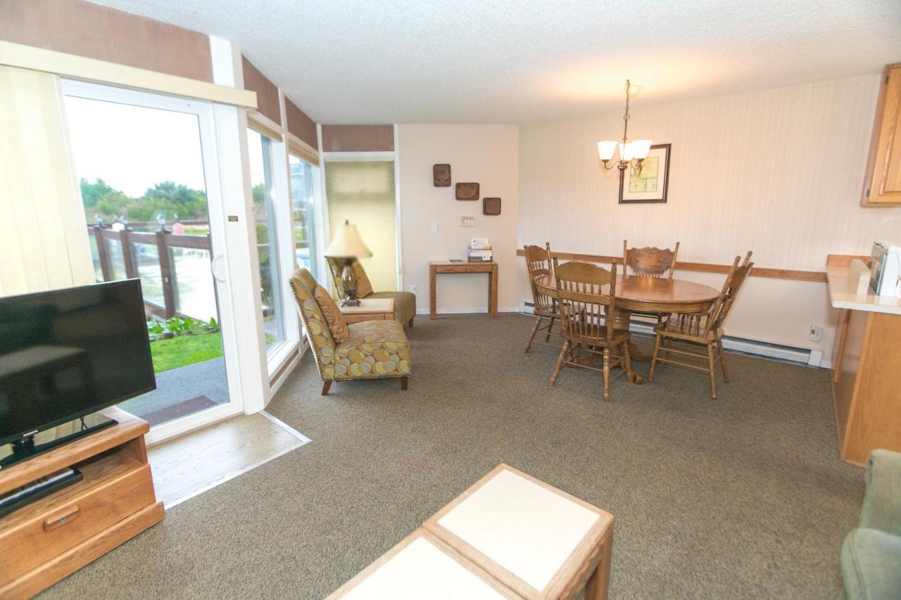 One Bedroom Apartment Pool View 103 No Pets