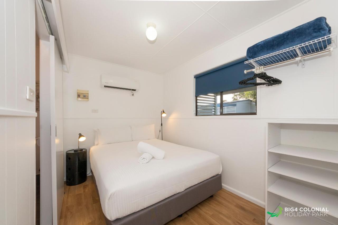 Studio Cabin