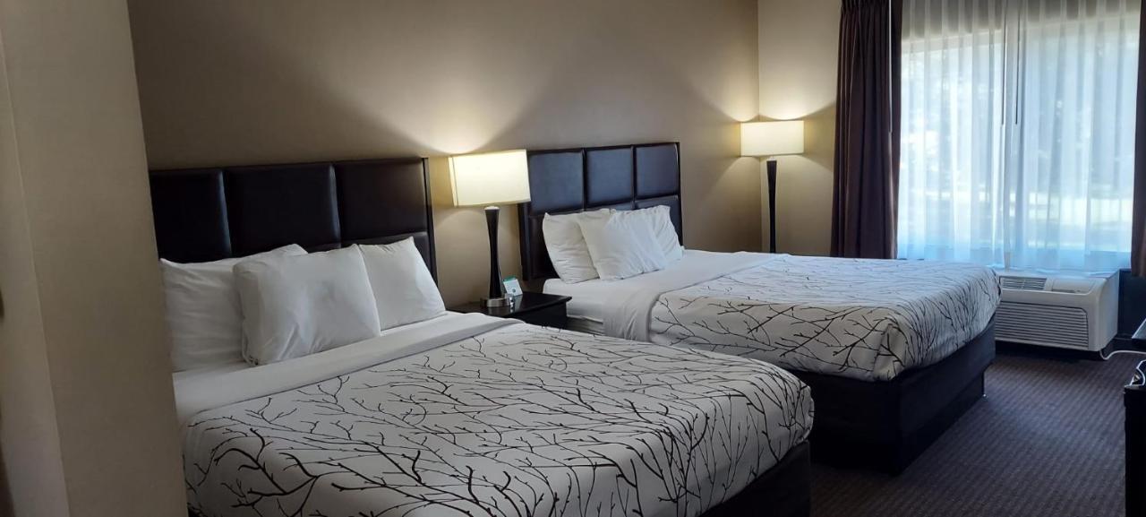 Queen Room Two Queen Beds