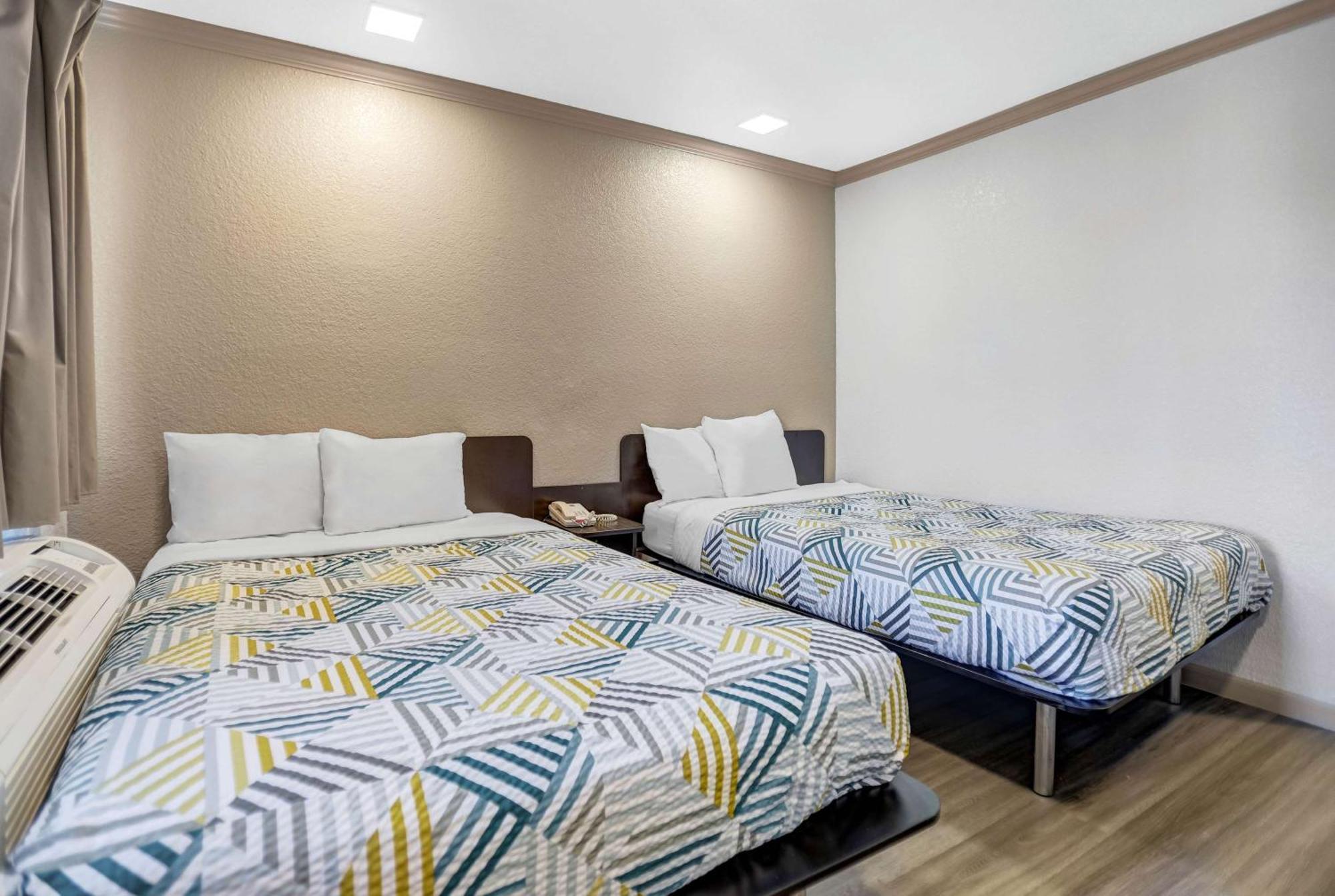 Quadruple Room Non-Smoking