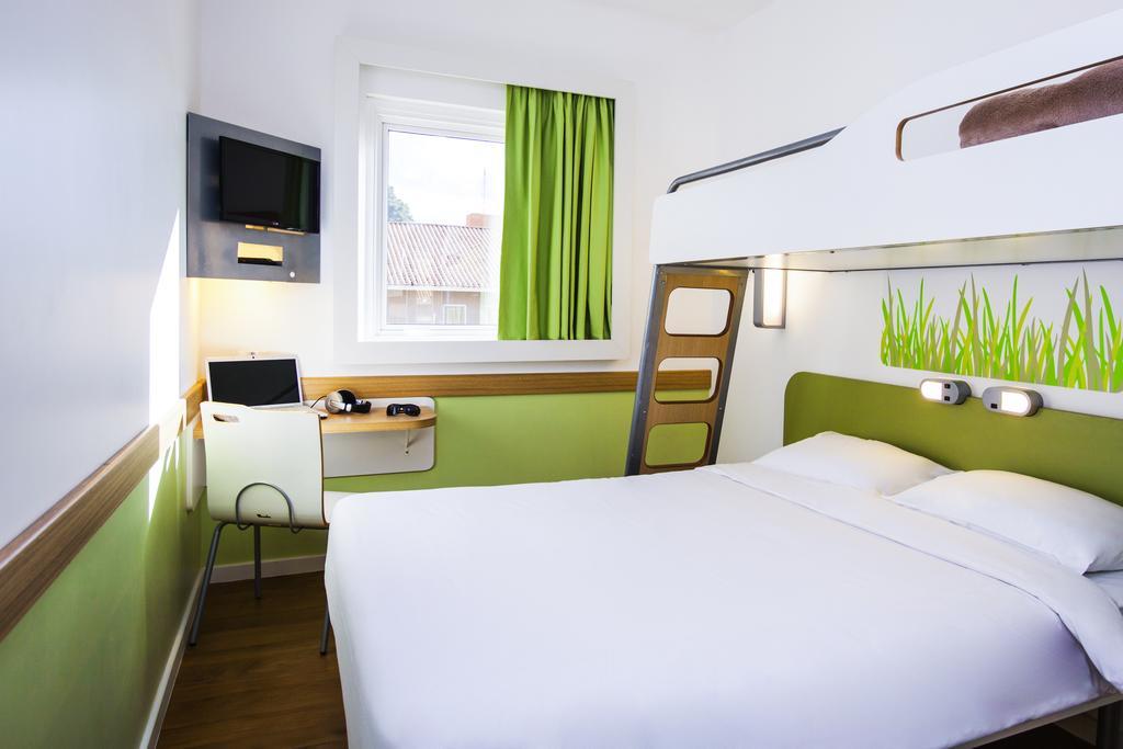 Standard Triple Room,112407372:JPEG
