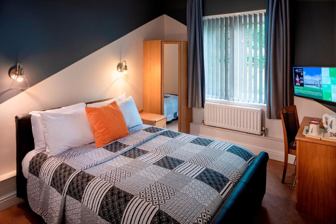 Single Room Double Bed
