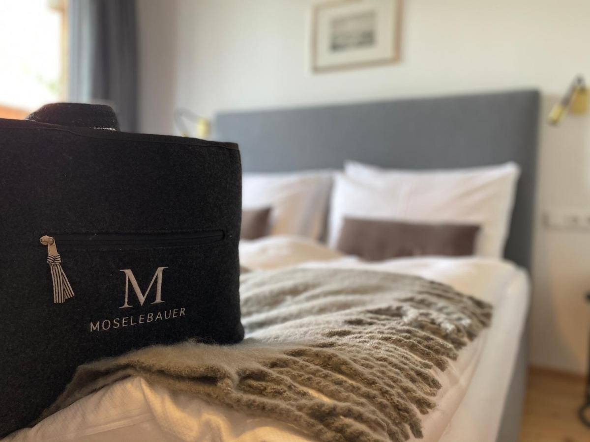 Doppelzimmer mit Balkon