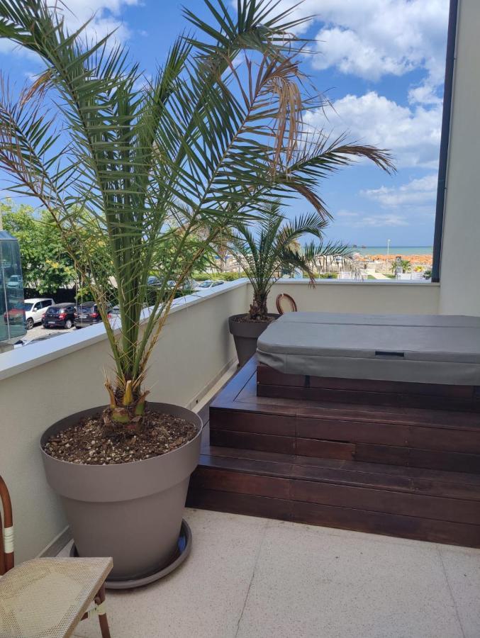 Adriatic Room external SPA bathtub