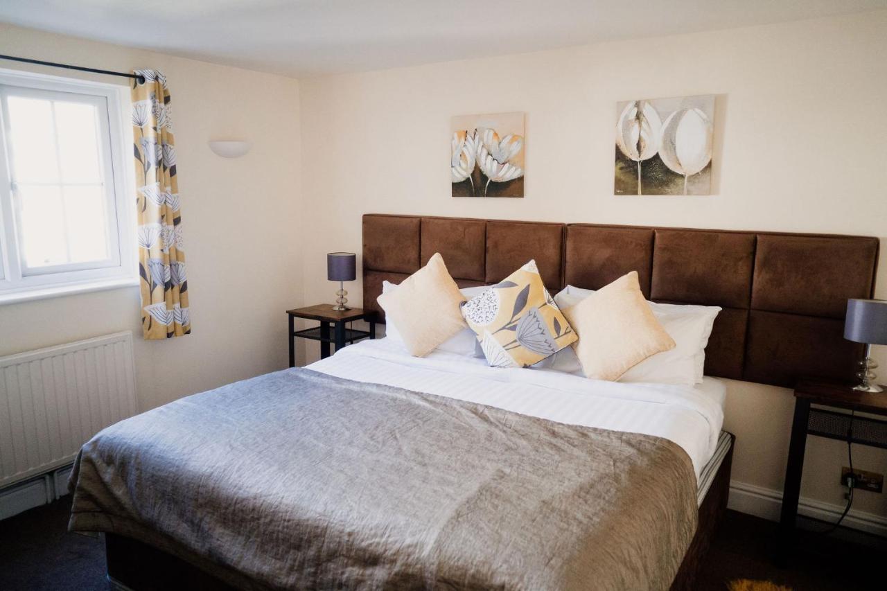 Standard King Room