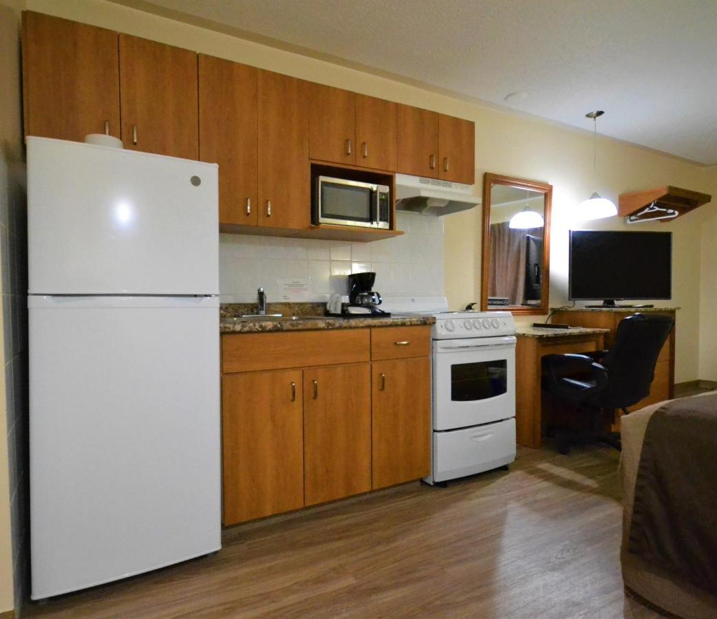 Deluxe Double Room with Two Double Beds