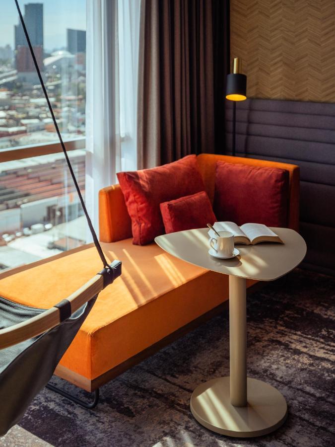 Superior King Suite