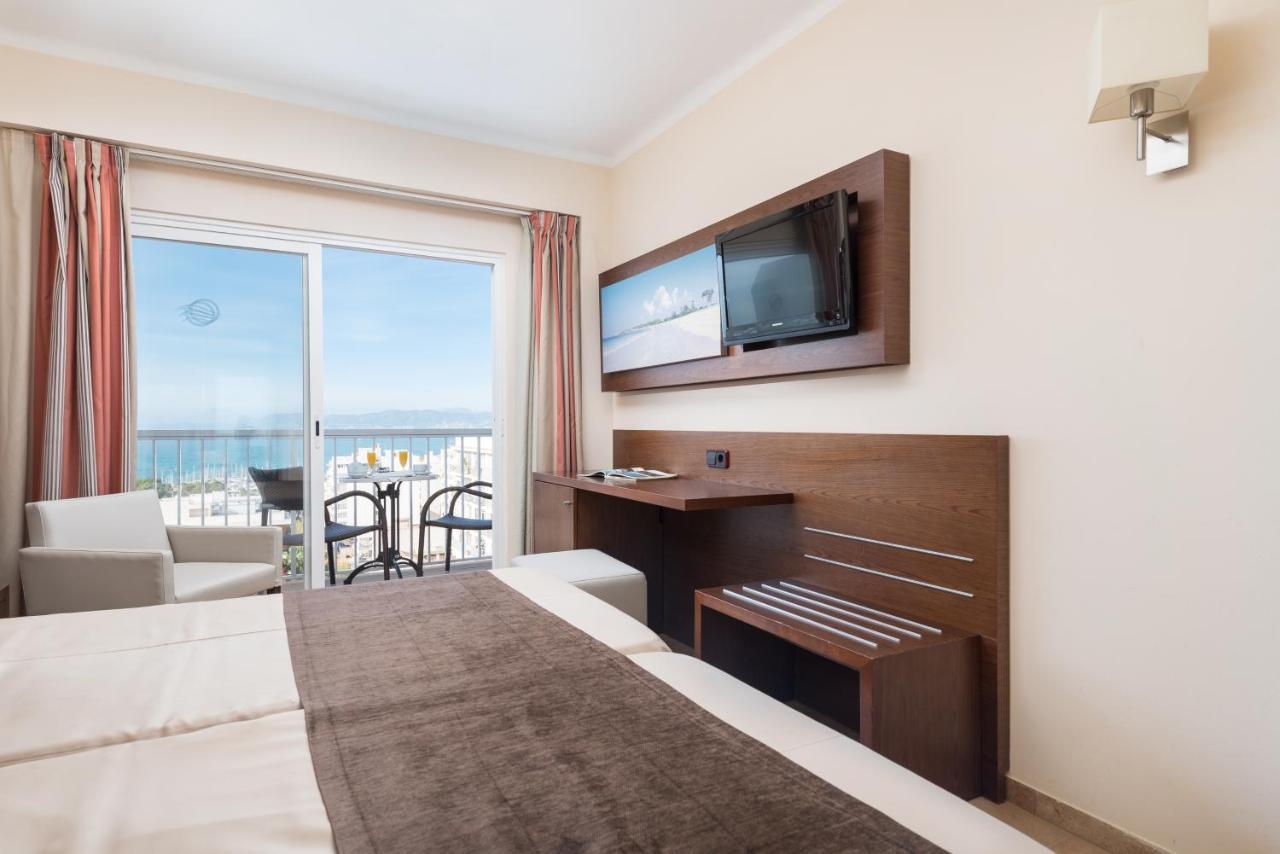 Standard Double or Twin Room Sea View