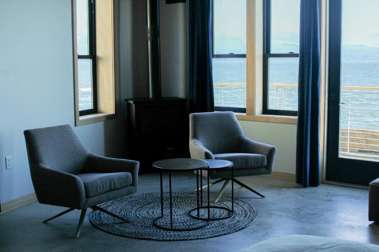 River View King Suite