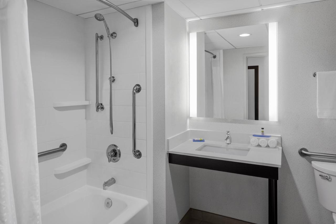 King Room - Disability Access