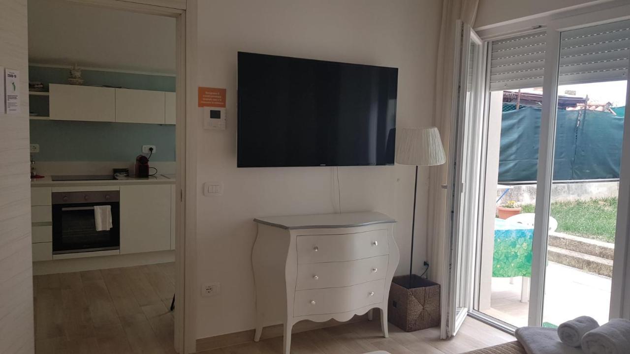 Family Studio,1155299748:JPEG