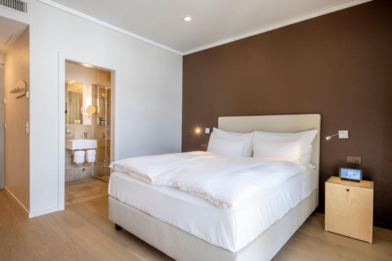 Standard Double Room – Eiger View A or C