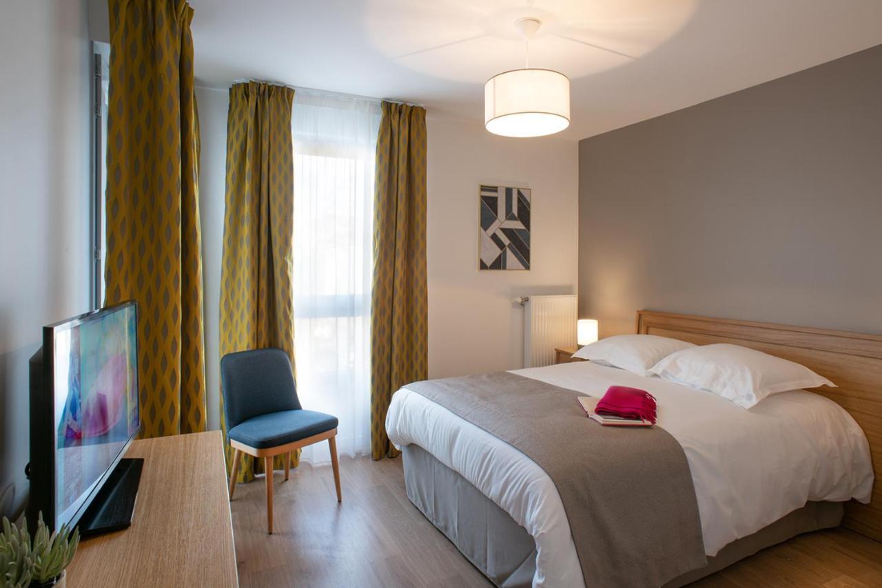 One-Bedroom Apartment,1139889073:JPEG