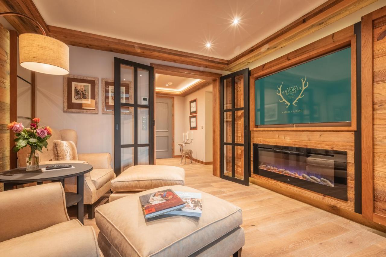 Signature Suite