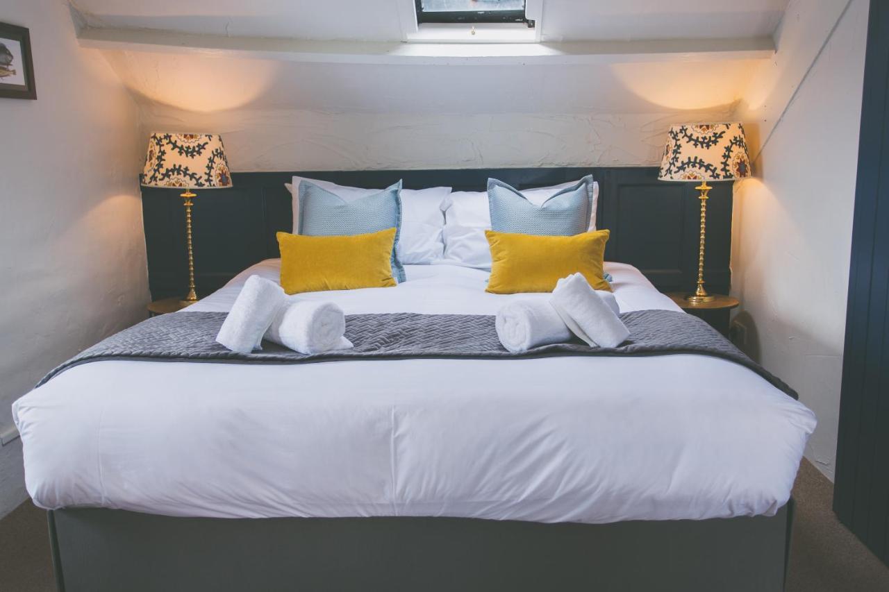 Deluxe Suite with Sea View