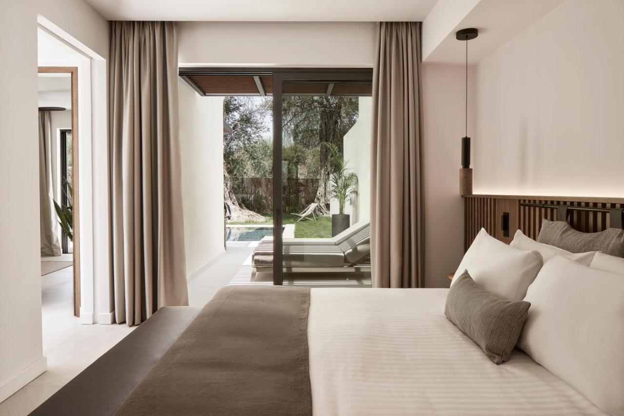 Executive Suite Private Pool