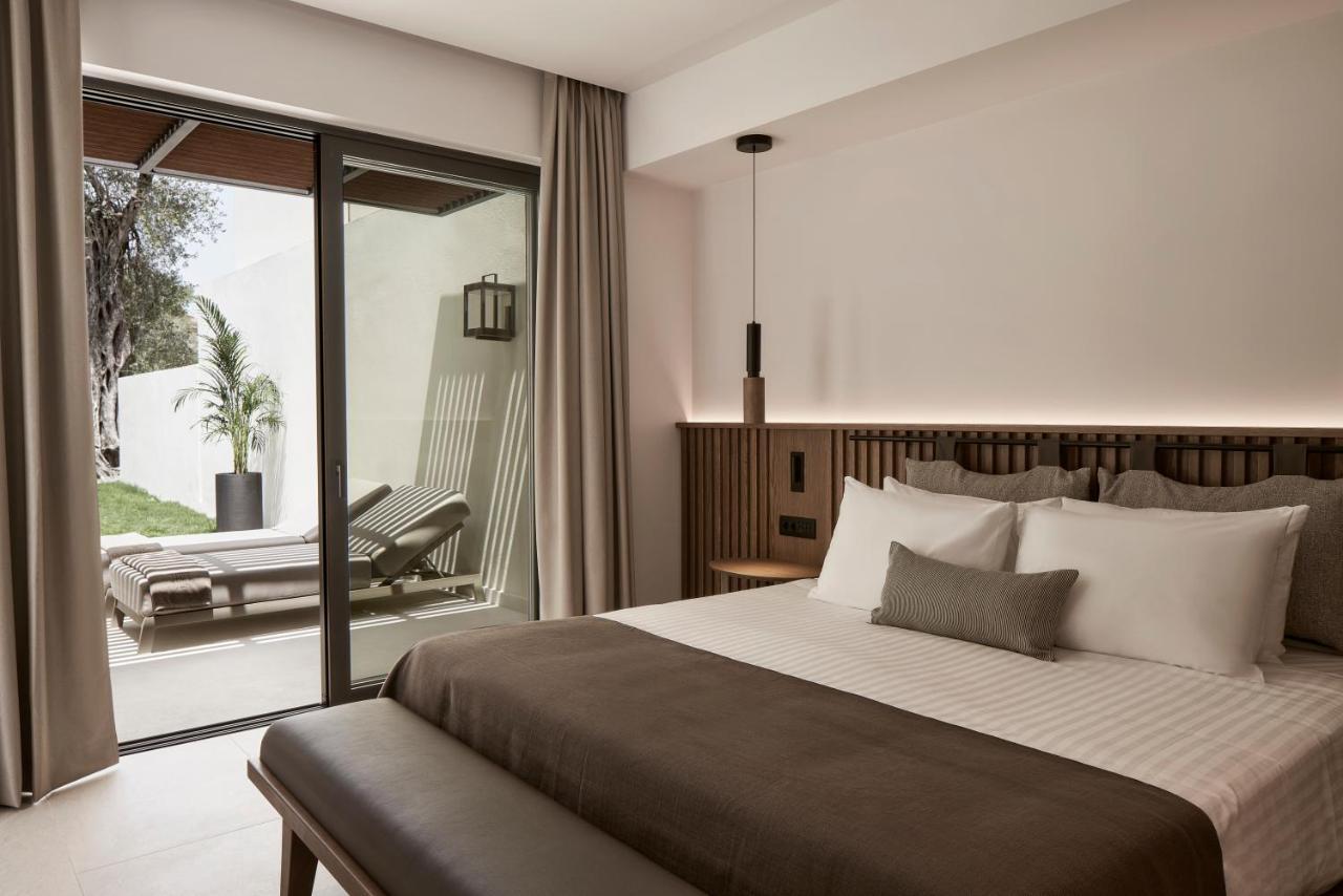 Executive Suite Private Pool