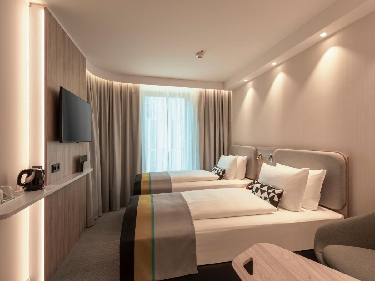 Standard Room Two Single Beds
