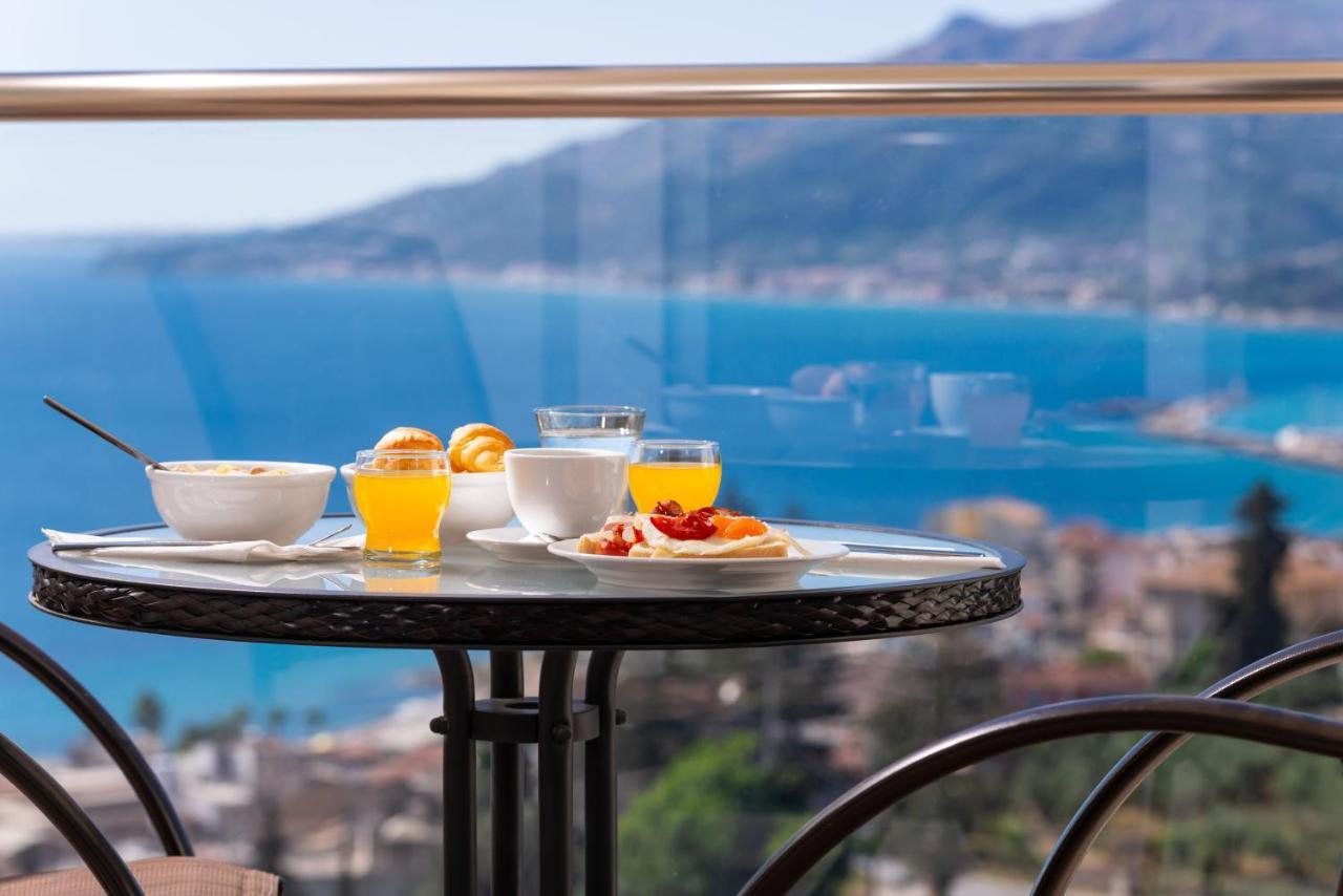 Deluxe Double or Twin Room Sea View