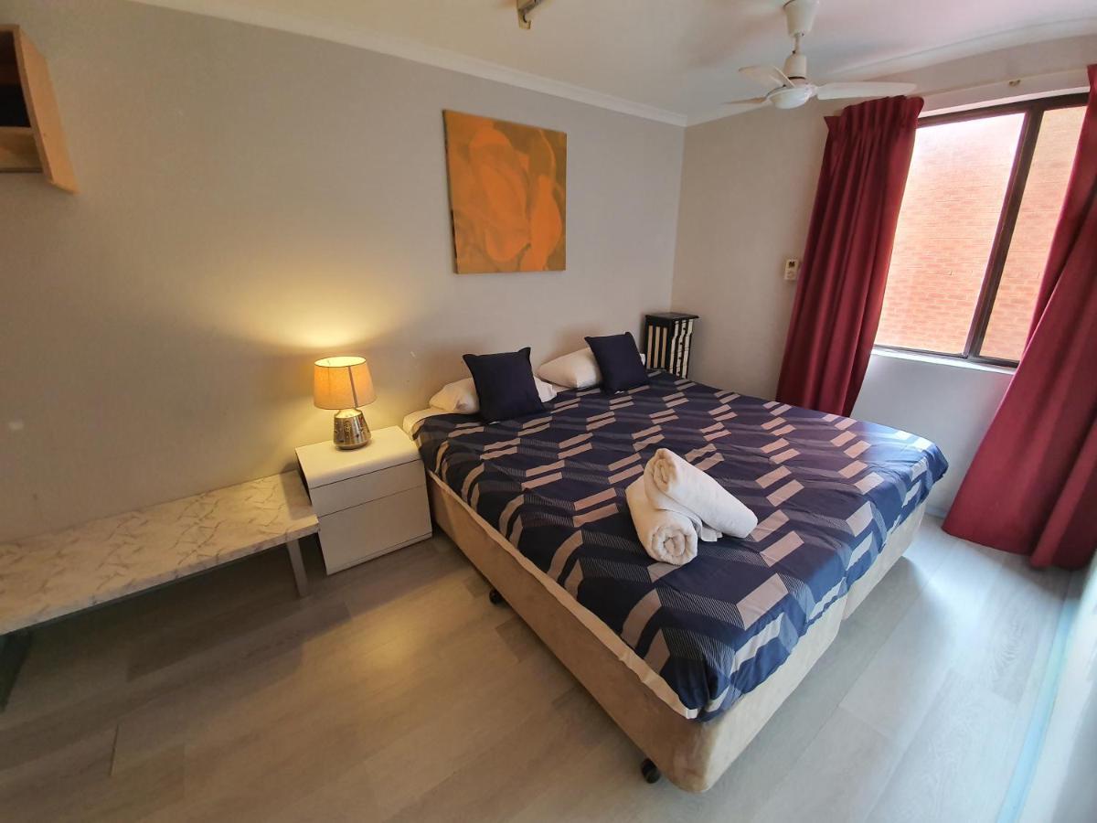 One Bedroom Apartment Queen Bed