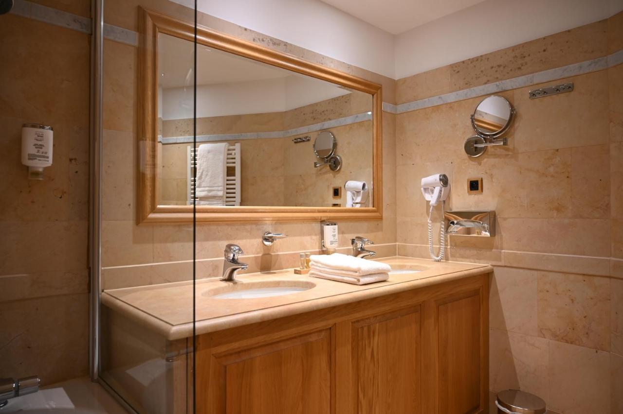 Deluxe Room,1309827436:JPEG