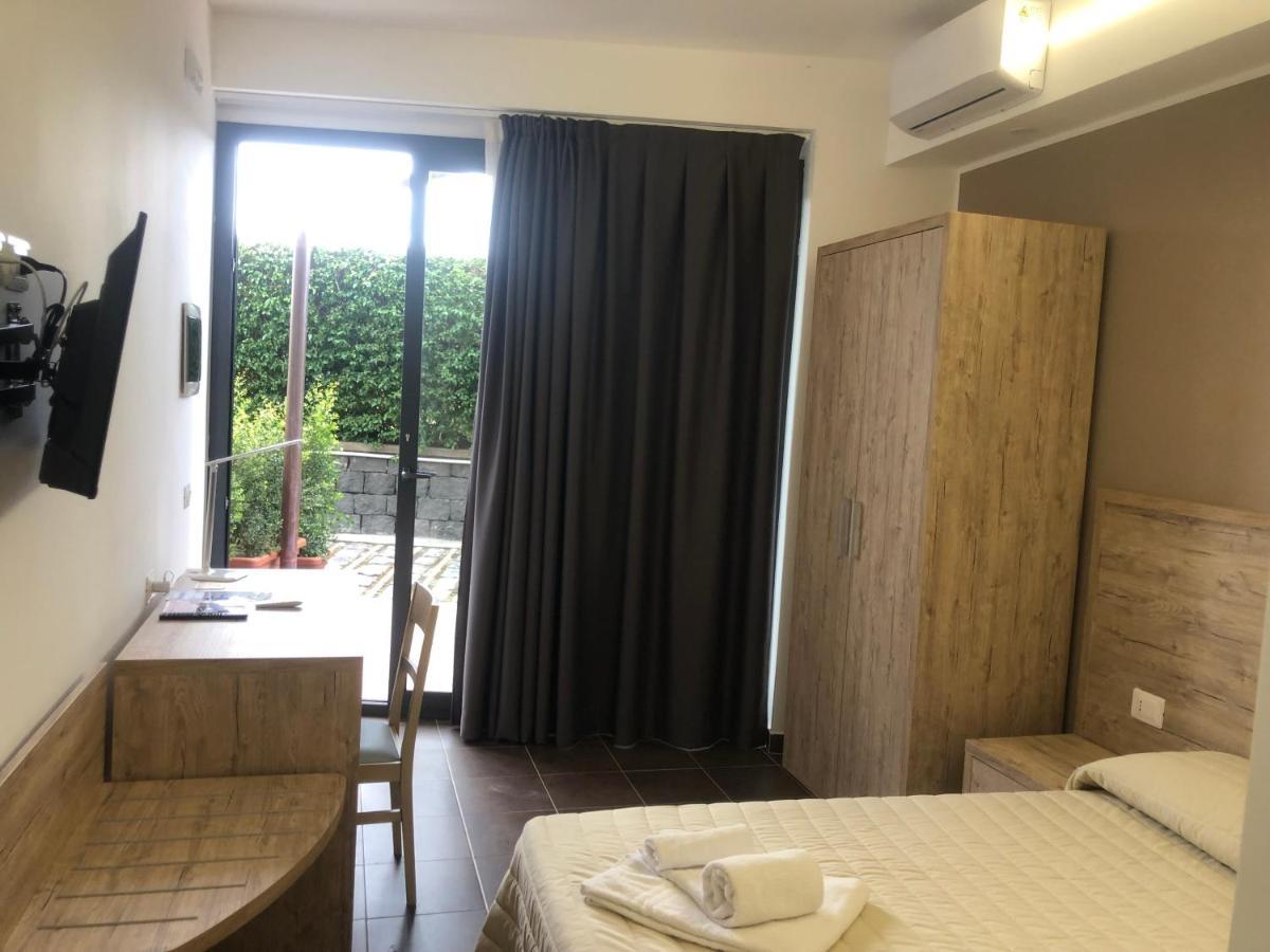 Standard Double or Twin Room Terrace,1152208893:JPEG