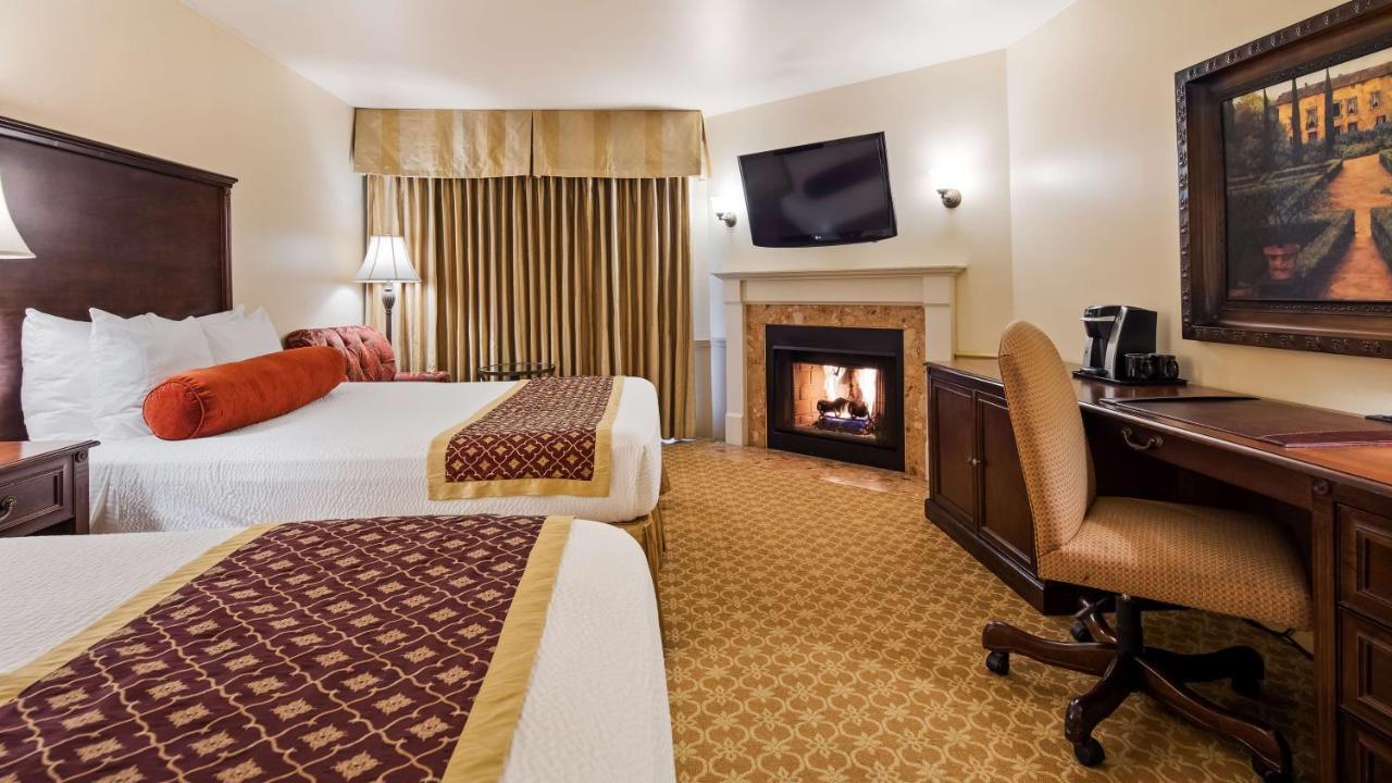 Queen Room Two Queen Beds Non-Smoking