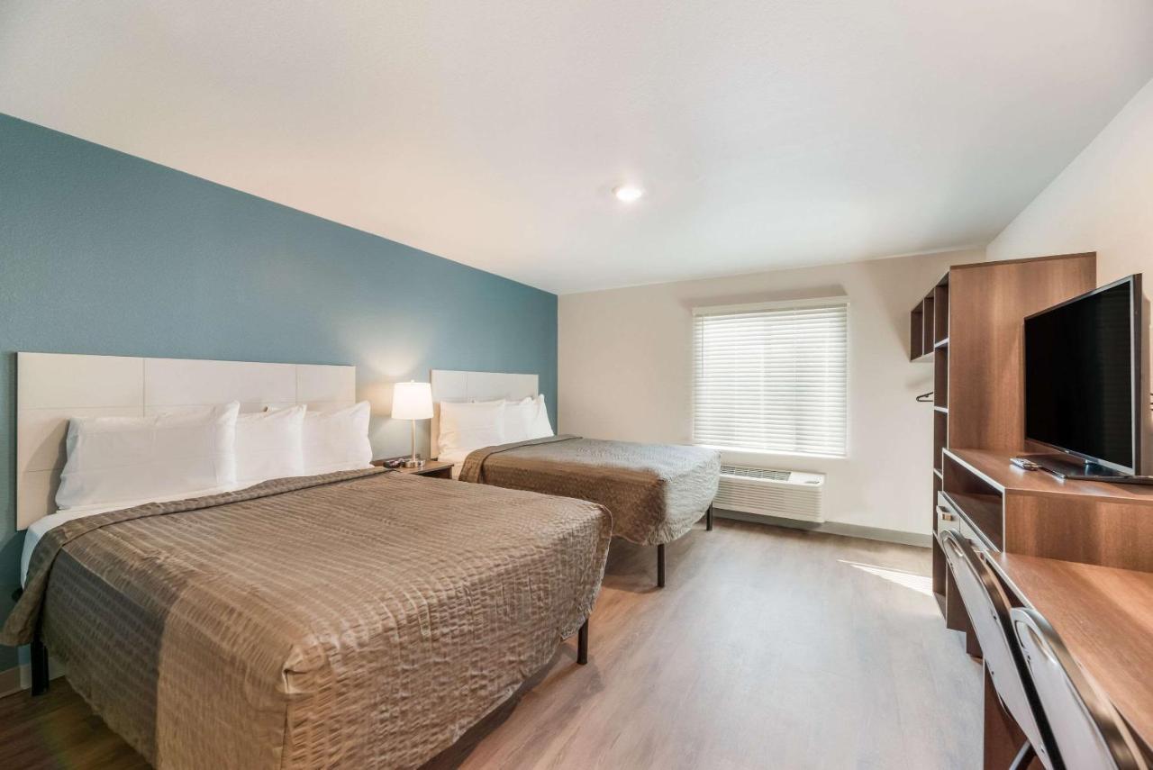 Standard Queen Room Two Queen Beds Non Smoking