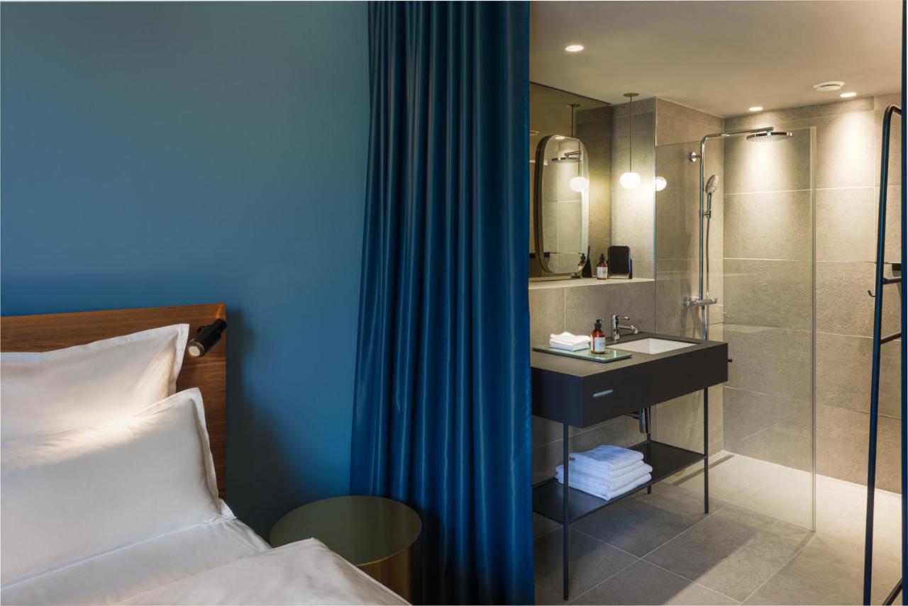 Urban Room