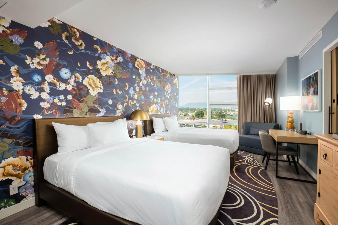 Deluxe Queen Room Two Queen Beds