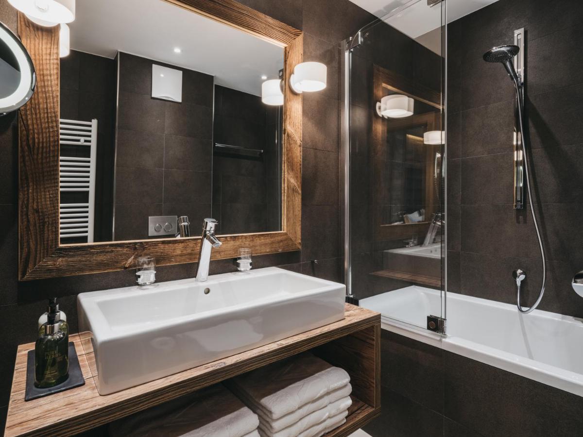 One-Bedroom Spa Suite