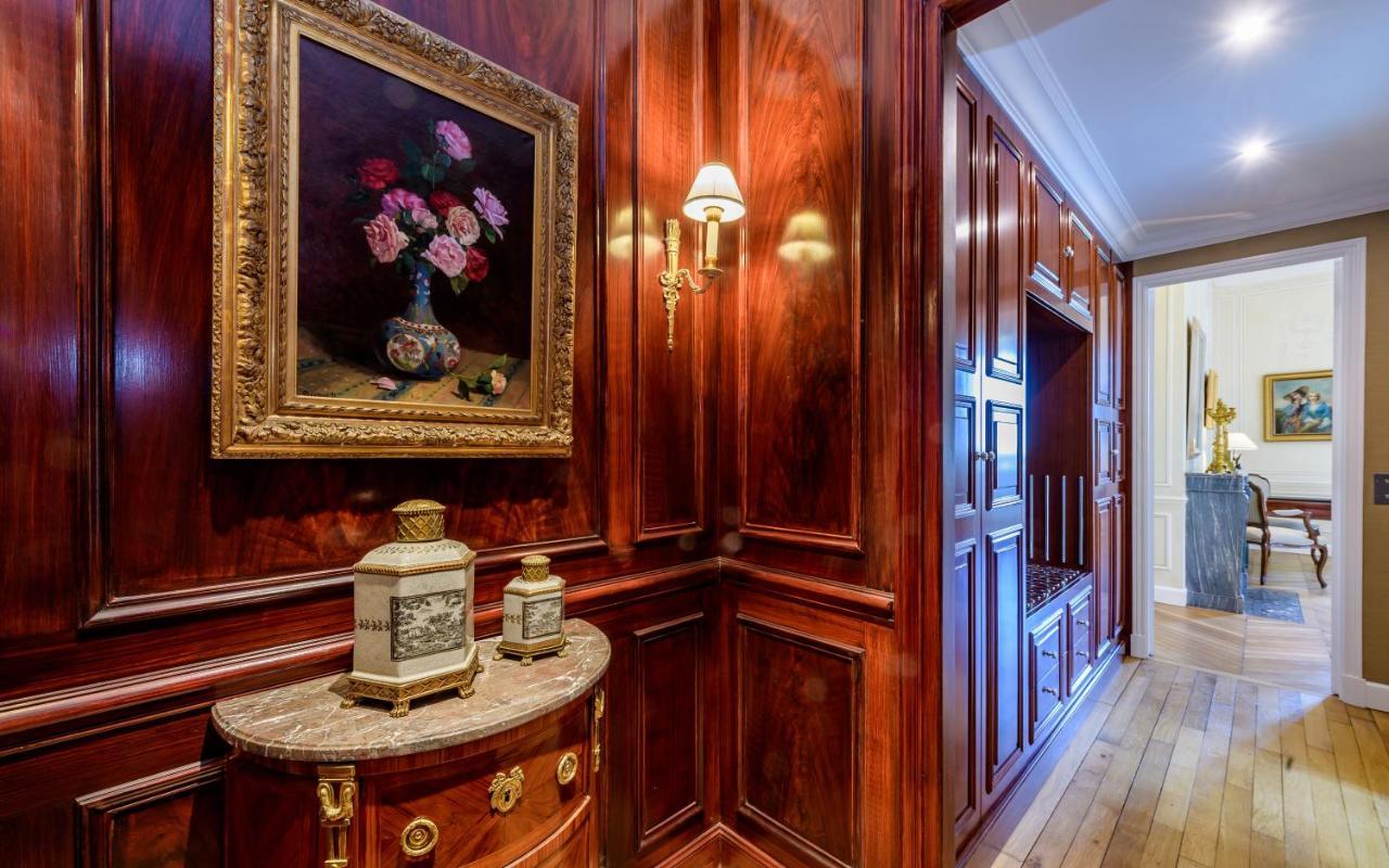 Prestige Room