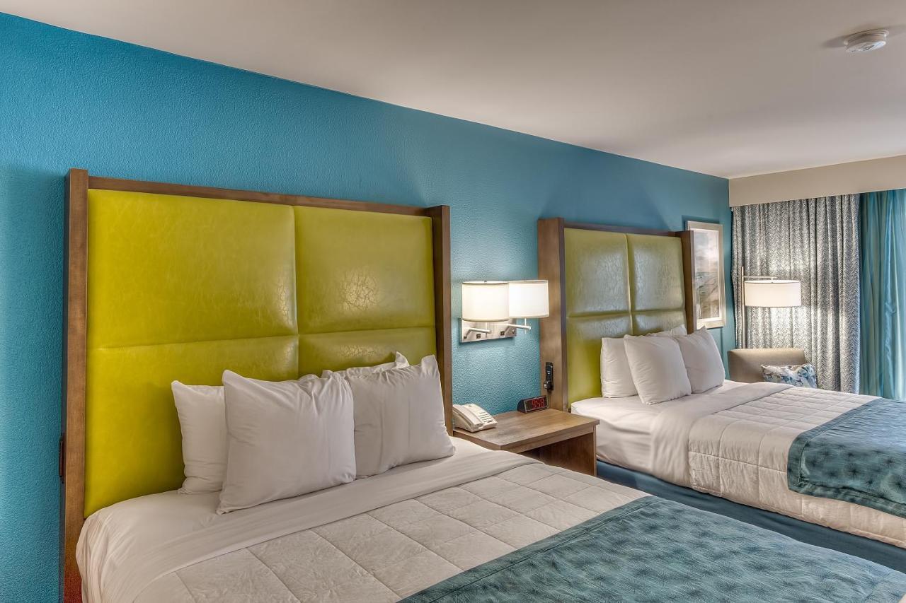 2 Queen Beds, Nonsmoking, Pet Friendly,1235221343:JPEG